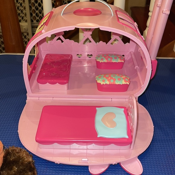 Disney Toys Authentic Disney Merchandise Minnie Mouse Pet Carrier